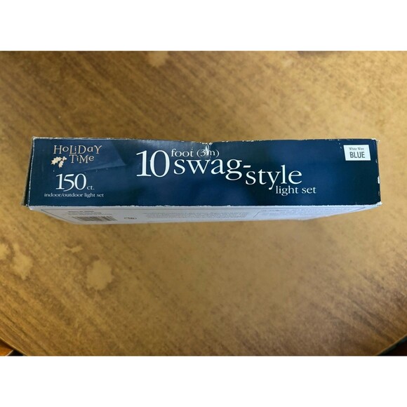 Holiday Time 10 Foot Swag Style Lights Indoor/Outdoor 150 Ct.  Blue Christmas - Picture 2 of 3
